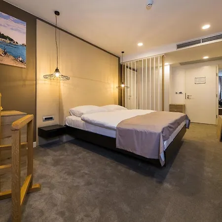 Boutique Esplanade (adults Only)