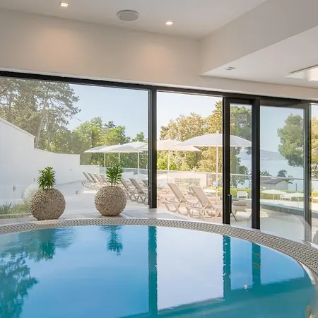 Boutique Esplanade (adults Only) 茨里克韦尼察