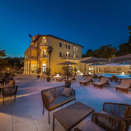 Boutique Esplanade (adults Only) 4*