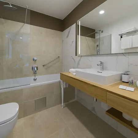 Boutique Esplanade (adults Only) Hotel 4*