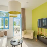 Boutique Esplanade (adults Only) Hotel