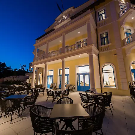 Boutique Esplanade (adults Only) 茨里克韦尼察