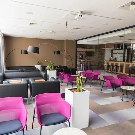 酒店 Boutique Esplanade (adults Only) 4*