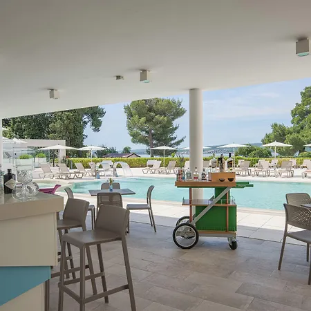 Boutique Esplanade (adults Only) Hotel