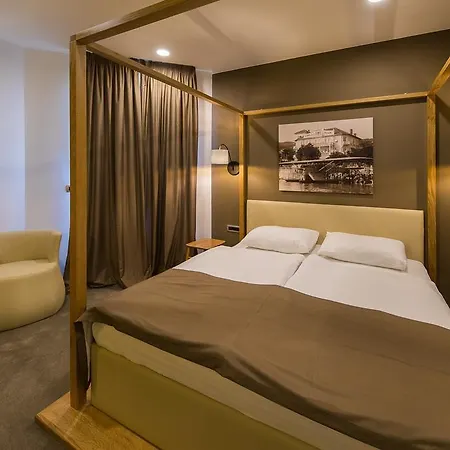 Boutique Esplanade (adults Only)