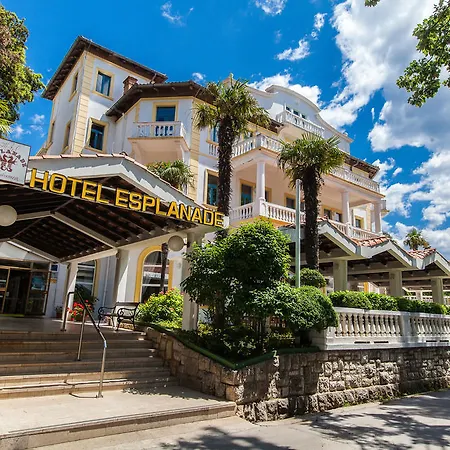 Boutique Esplanade 4*