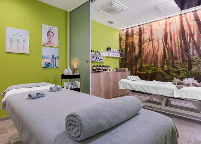 Boutique Esplanade (adults Only)